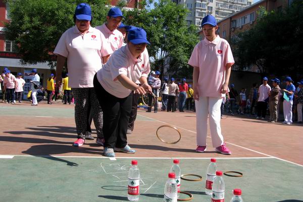 北京市残疾人联合会-丰台区东铁营街道举办残疾人趣味运动会