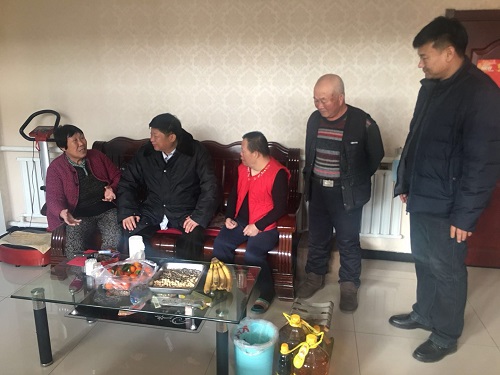北京市残疾人联合会-市残联领导走访慰问通州区困难残疾人家庭