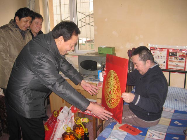 北京市残疾人联合会-通州区领导走访慰问贫困残疾人