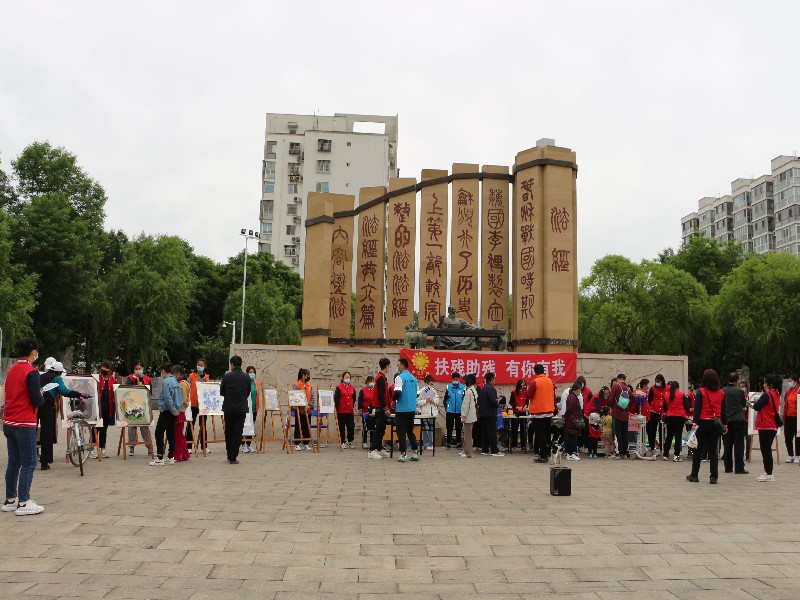 图为会议现场