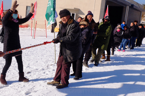 北京市残疾人联合会-残疾人上冰雪活动在万科石京龙滑雪场拉开帷幕