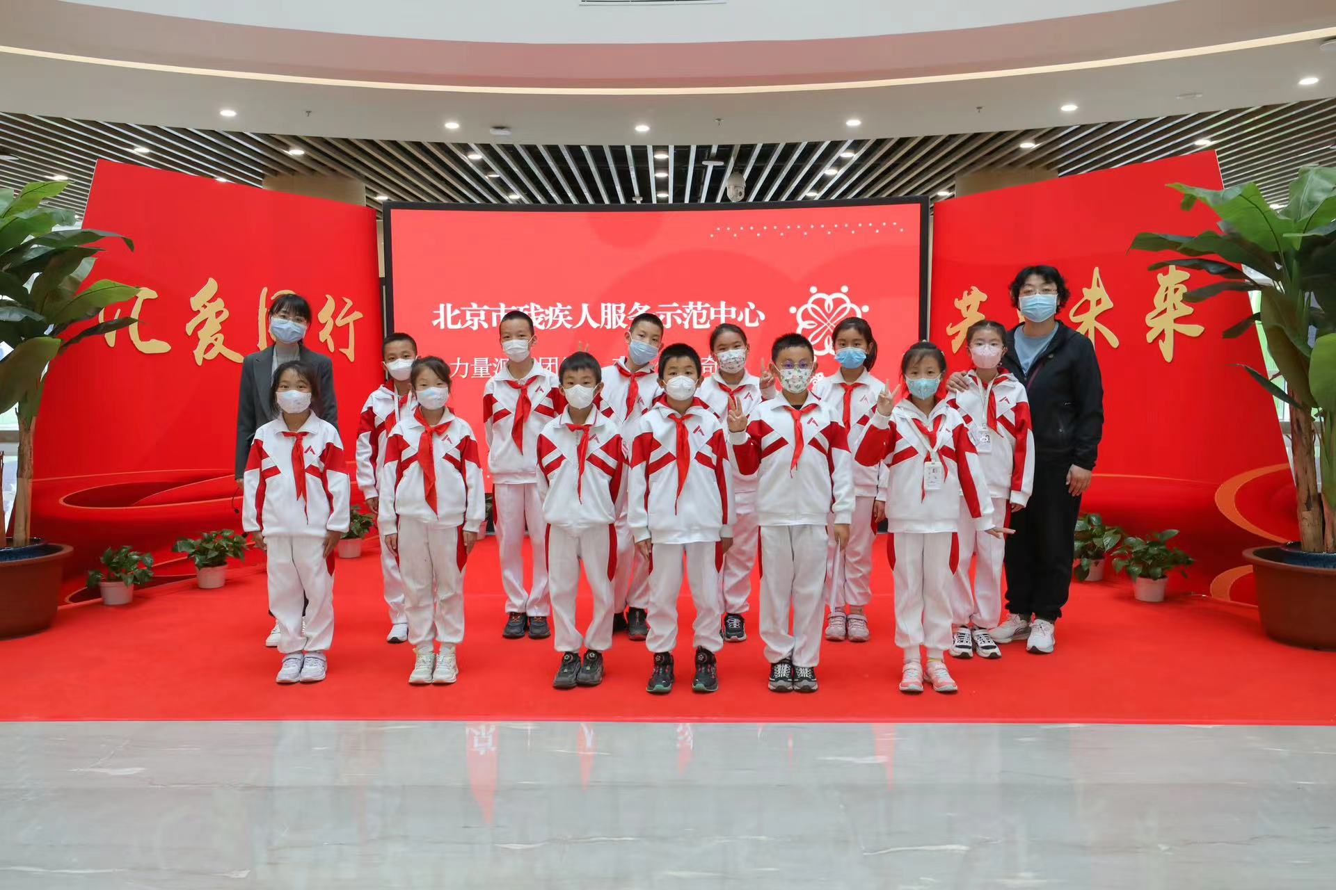 图为会议现场