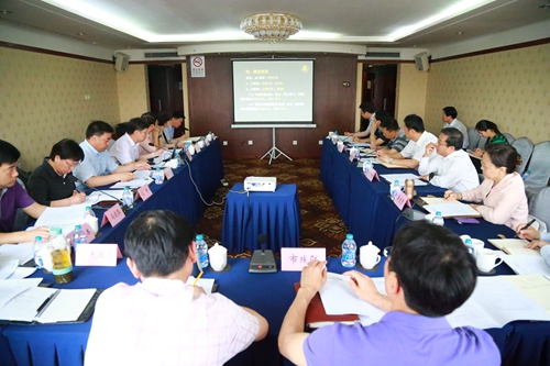 图为座谈会现场