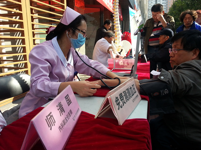 图为活动现场