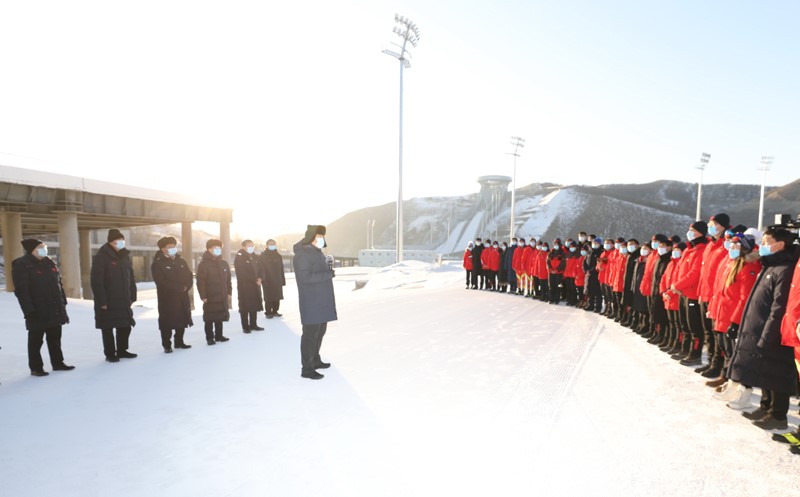 习近平在北京河北考察并主持召开北京2022年冬奥会和冬残奥会筹办工作汇报会时强调 坚定信心奋发有为精益求精战胜困难