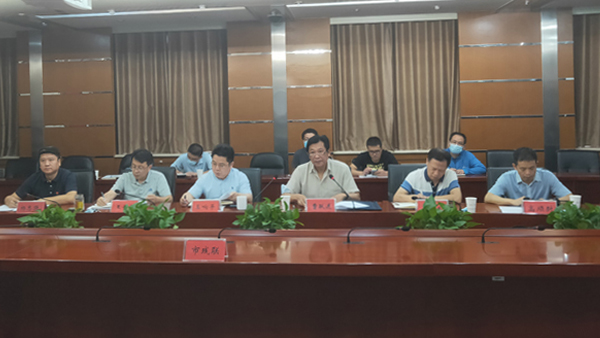 图为曹跃进主任讲话