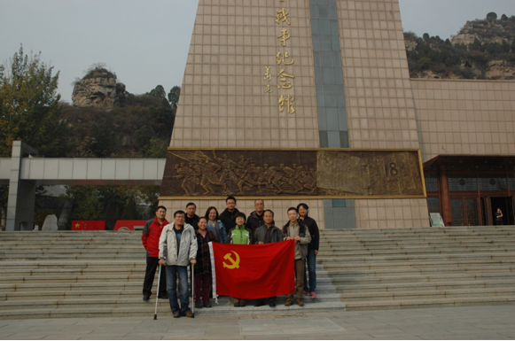 图为参观现场