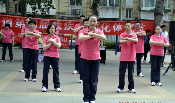 图为活动现场