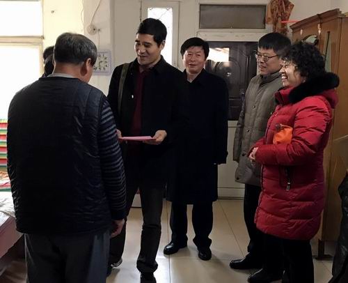 图为走访现场
