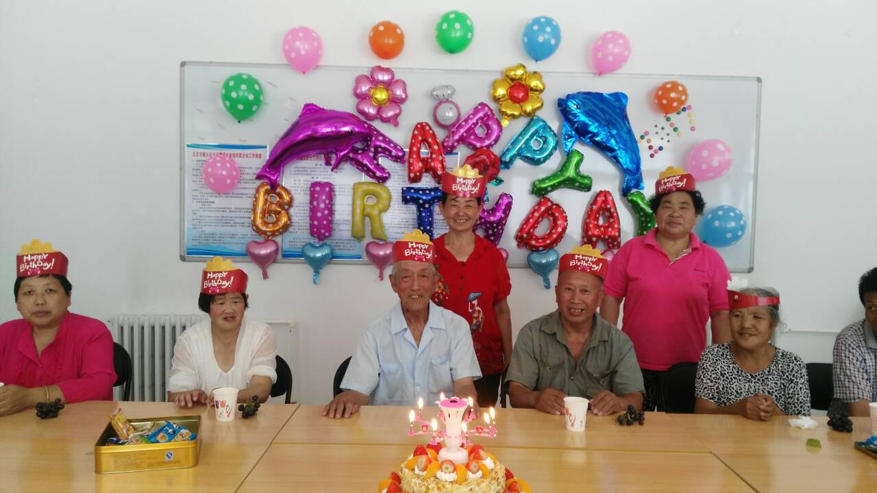 图为活动现场