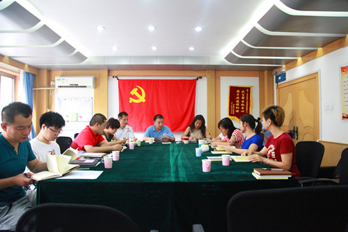 图为学习现场