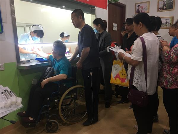 图为体检现场